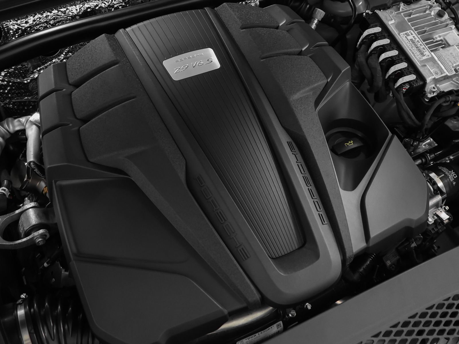 New 2026 Porsche Macan S AWD/4WD image 18