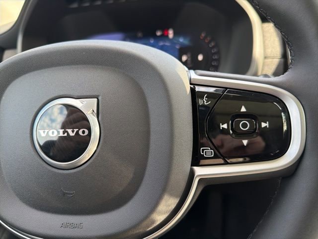 New 2026 Volvo XC90 B6 Plus w/ Protection Package Premier AWD/4WD image 22