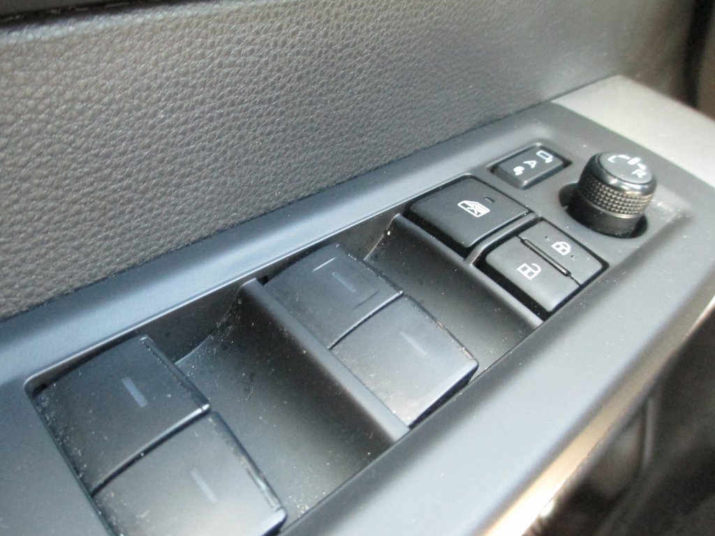 Used 2024 Toyota Tundra Platinum image 26