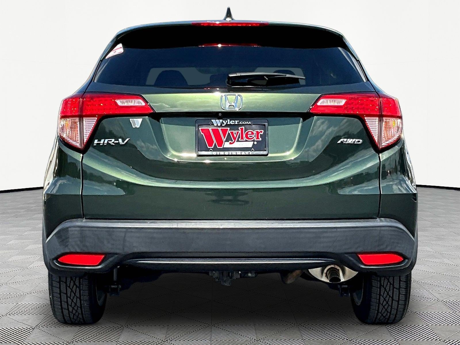 Used 2016 Honda HR-V EX image 5