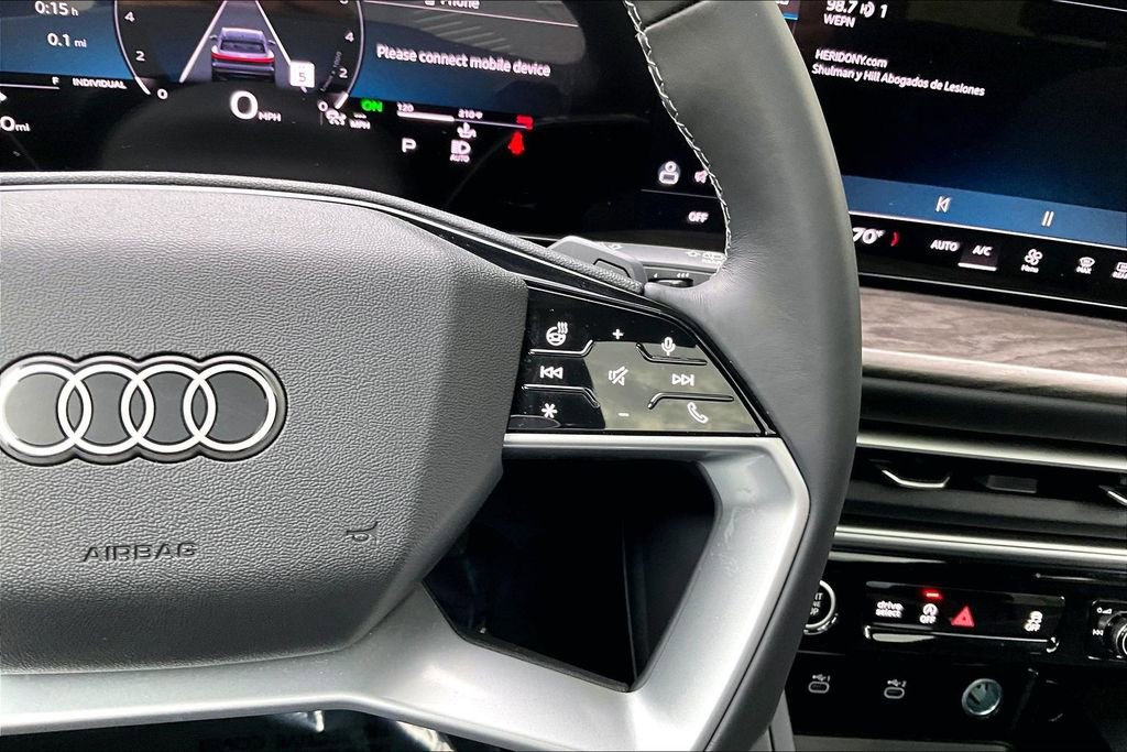 Used 2025 Audi Q5 Premium w/ Convenience Package AWD/4WD image 12