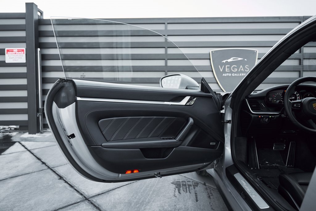 Used 2021 Porsche 911 Turbo S image 24