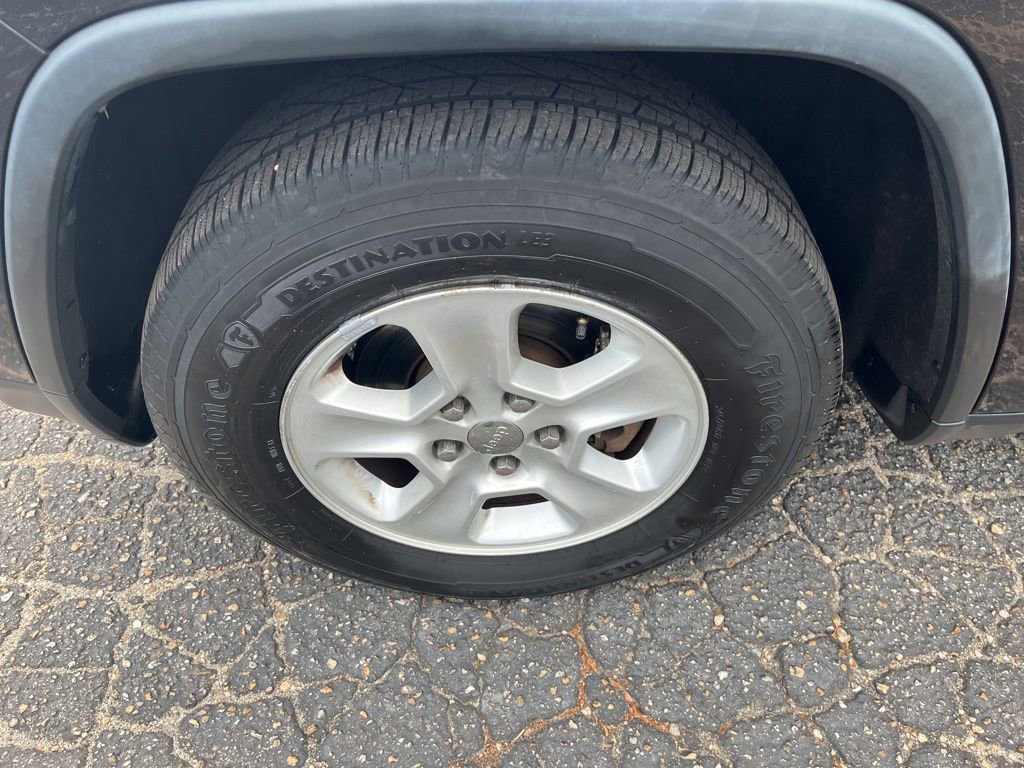 Used 2015 Jeep Grand Cherokee Laredo w/ Quick Order Package 23E image 7