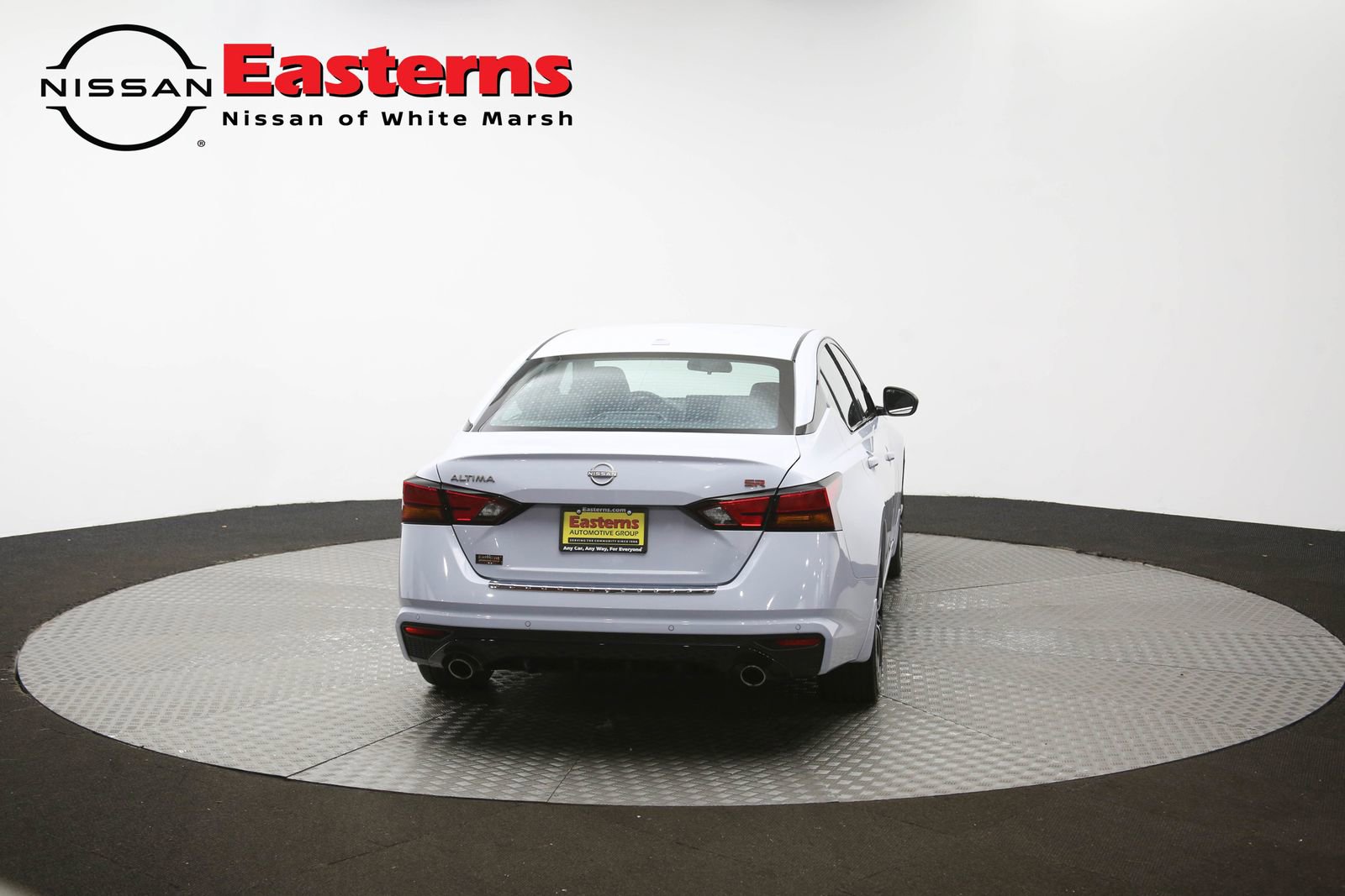 Used 2023 Nissan Altima 2.5 SR w/ SR Premium Package FWD image 38