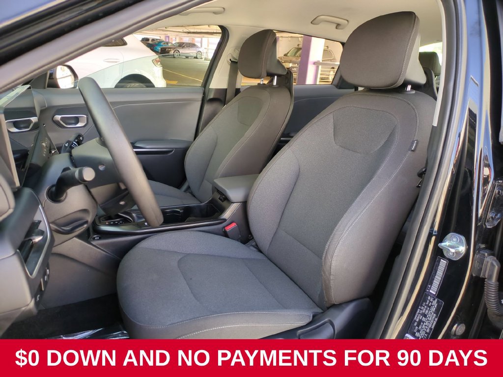 Used 2025 Kia K4 FWD image 21