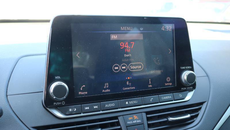 Used 2019 Nissan Altima 2.5 S FWD image 12