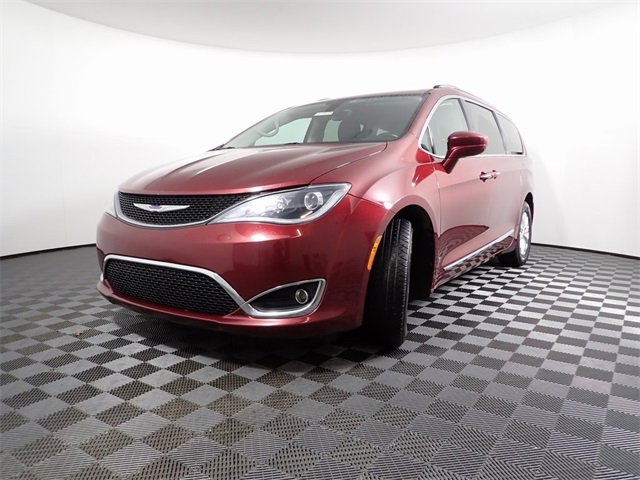 Used 2019 Chrysler Pacifica Touring-L image 8