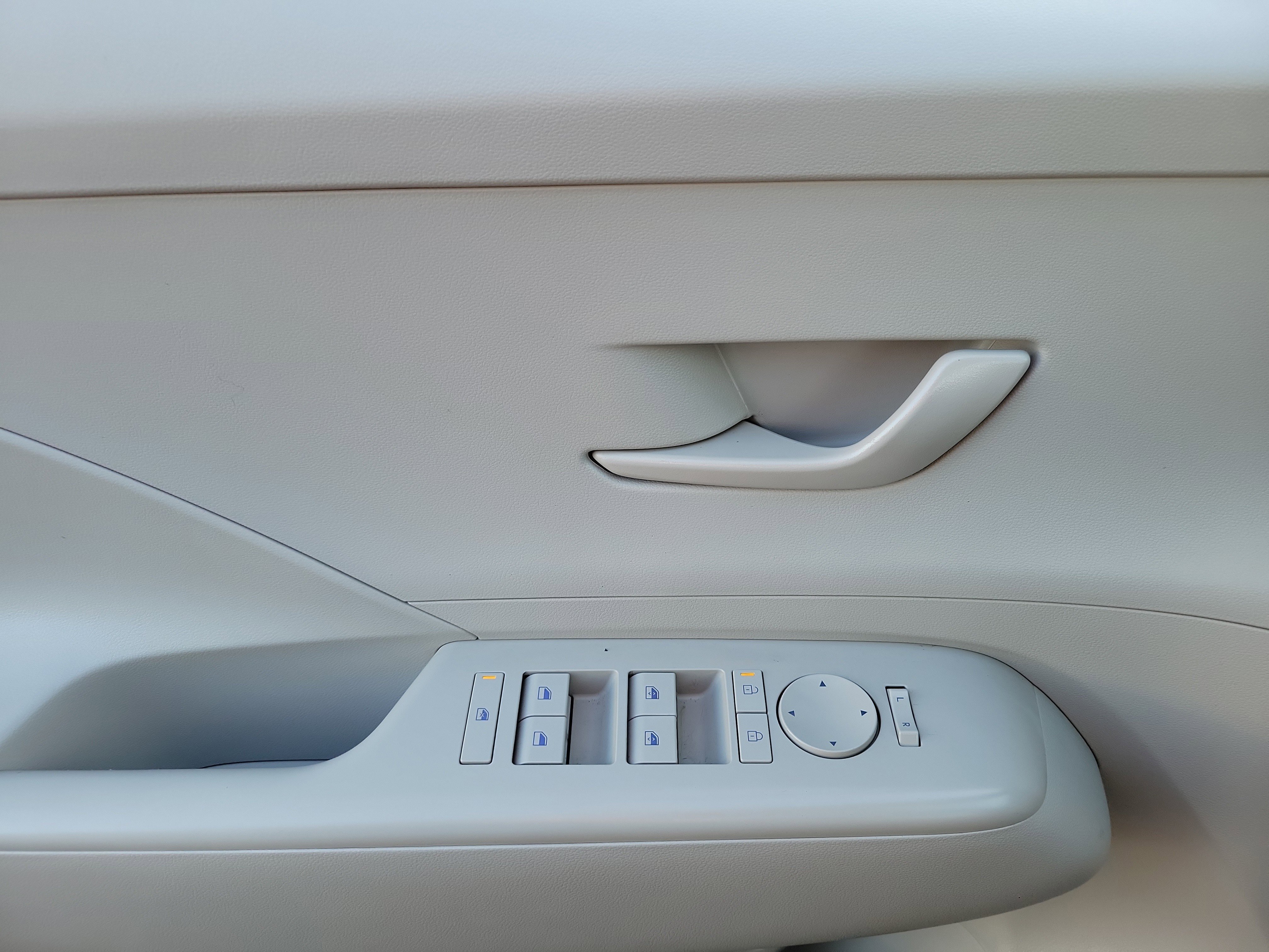 Certified 2026 Hyundai Kona SEL Sport FWD image 17