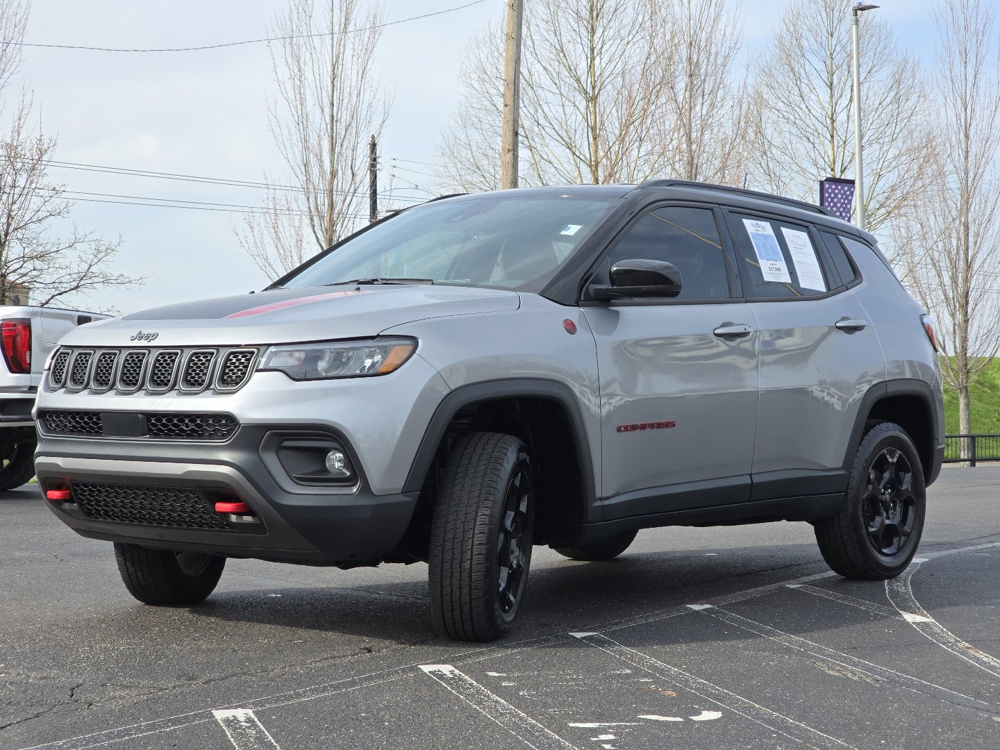 Used 2023 Jeep Compass Trailhawk image 20