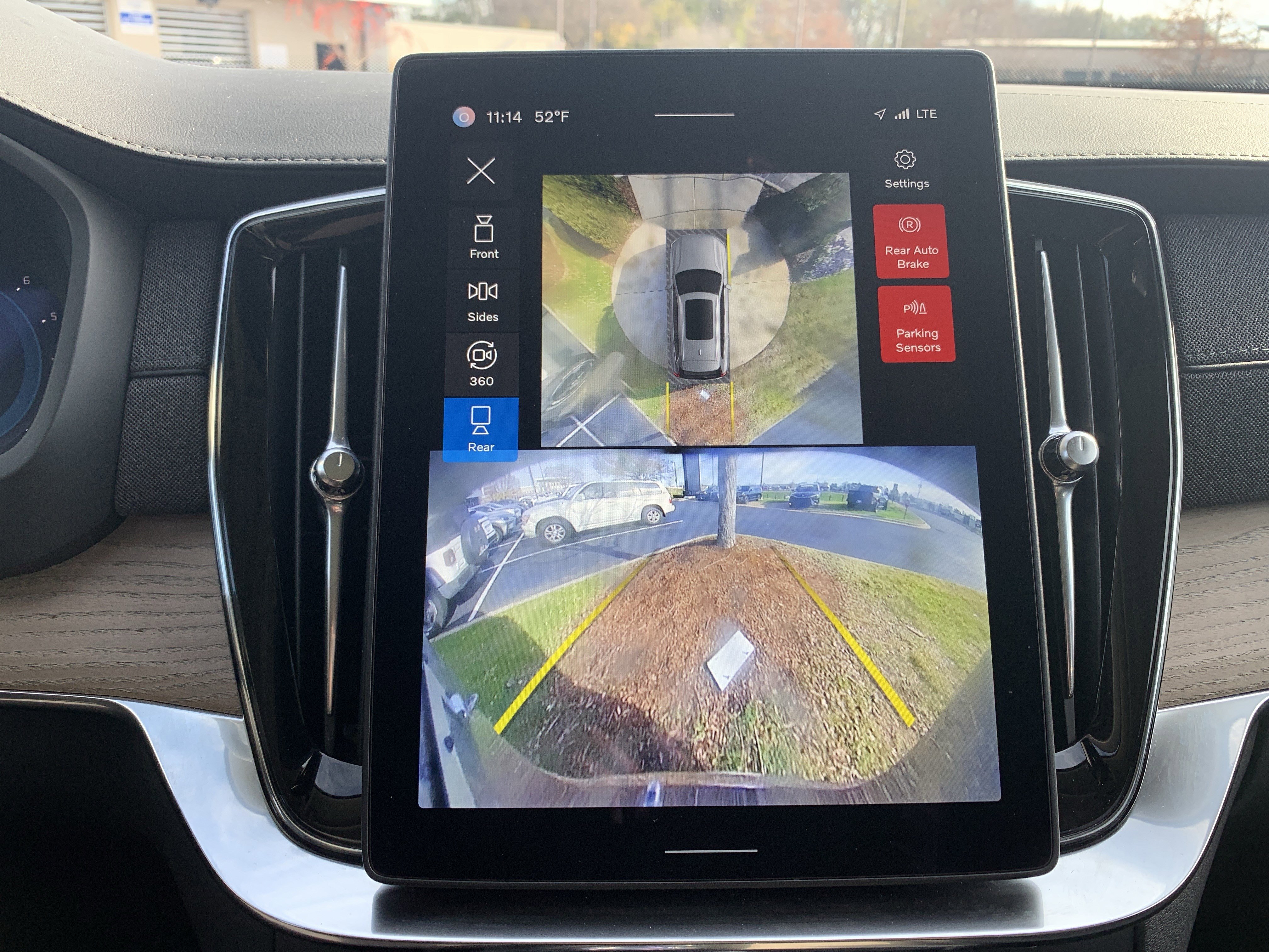 Used 2025 Volvo XC90 B6 Plus image 25