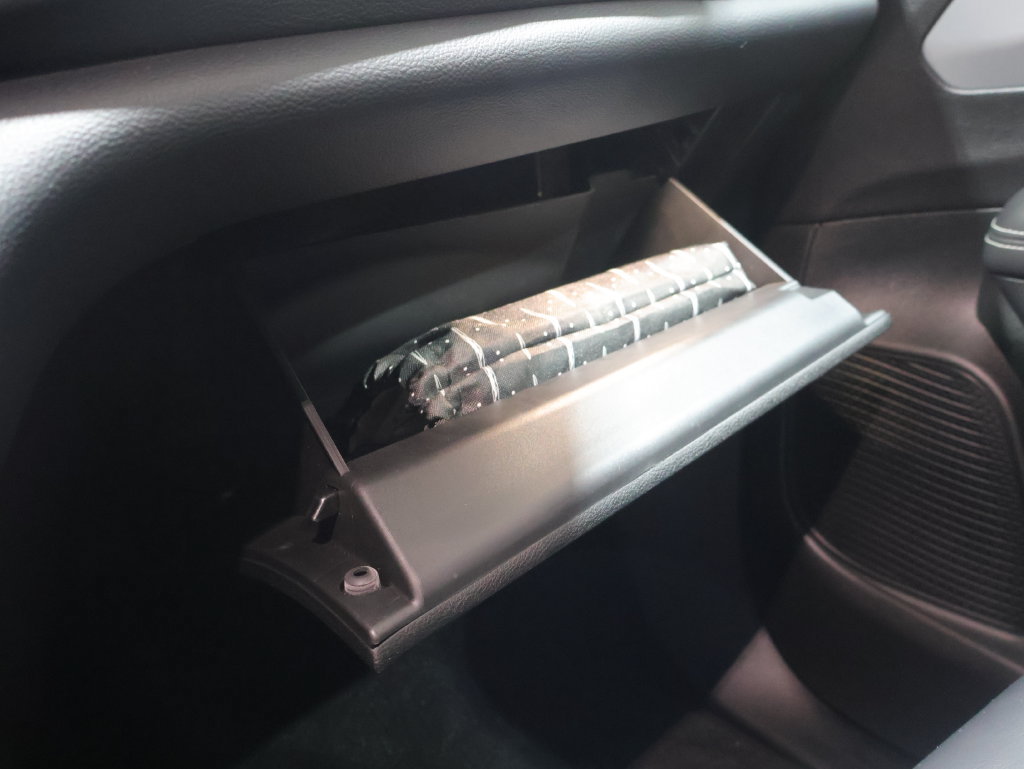 Used 2023 Chrysler Pacifica Touring-L w/ Uconnect Theater Family Group FWD image 29