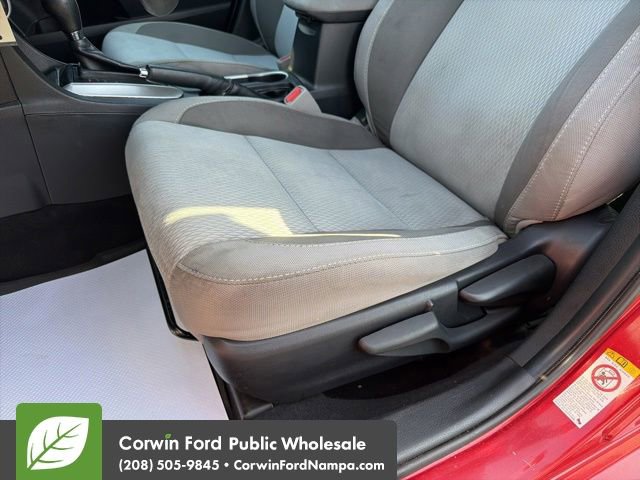 Used 2019 Toyota Corolla LE FWD image 25