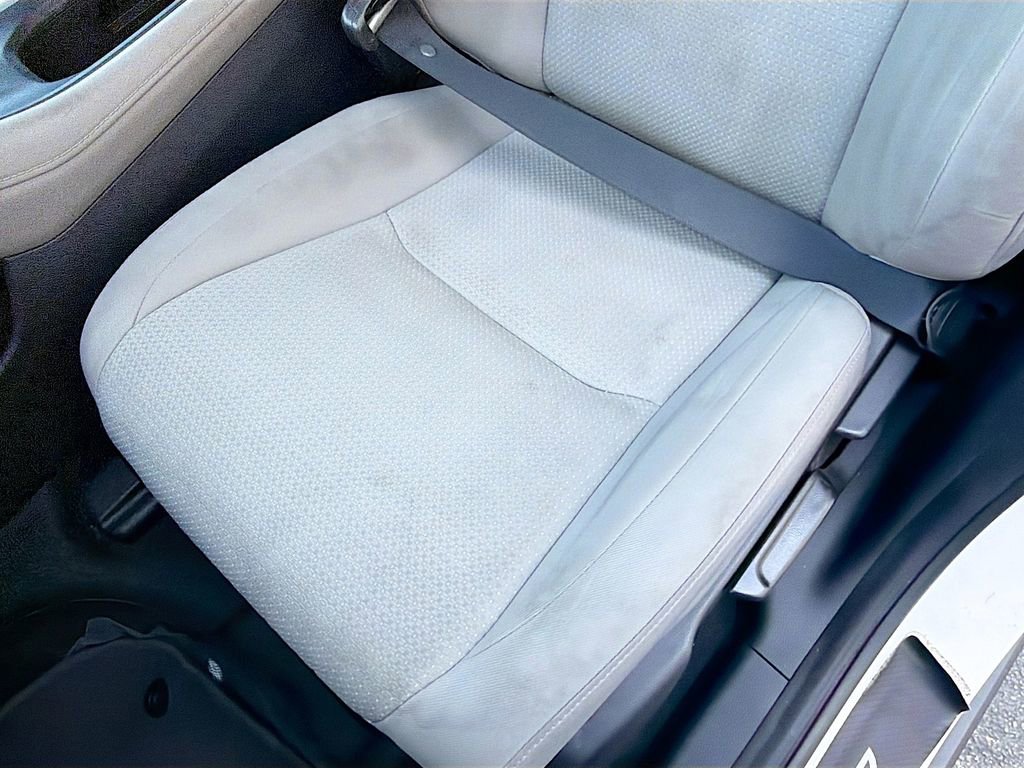 Used 2021 Honda HR-V EX image 18