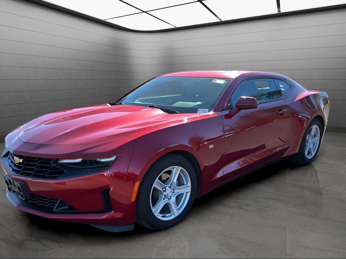 Used 2022 Chevrolet Camaro LT image 1
