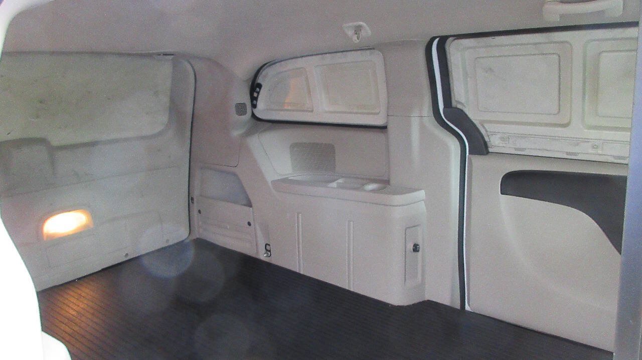 Used 2014 RAM C/V Tradesman FWD image 20