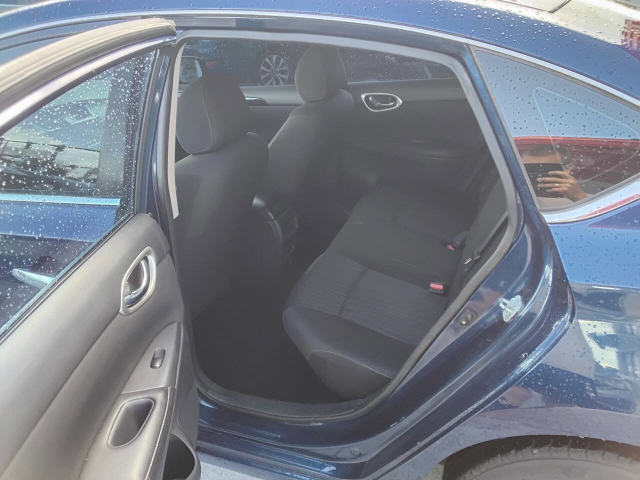 Used 2019 Nissan Sentra SV FWD image 11