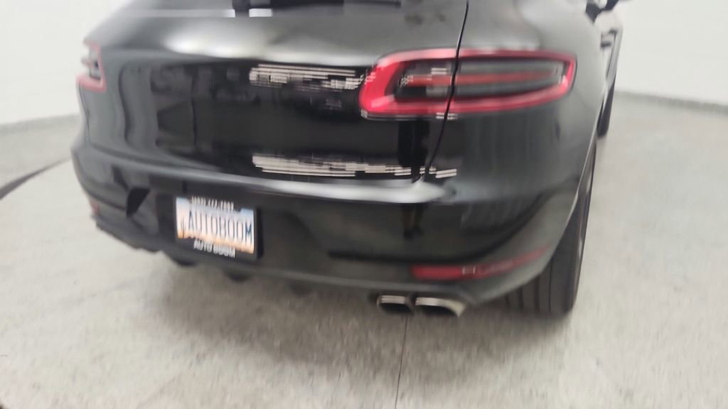 Used 2015 Porsche Macan Turbo image 20