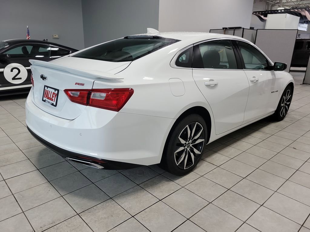 Used 2024 Chevrolet Malibu RS w/ LPO, Floor Liner Package image 12