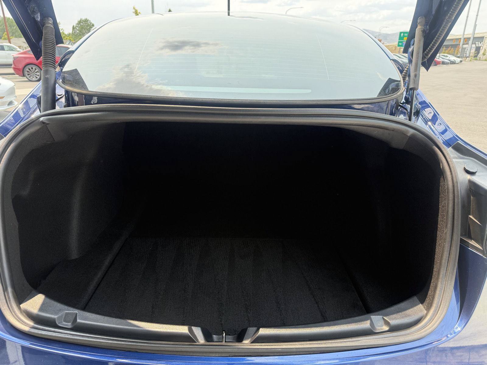 Used 2021 Tesla Model 3 Performance AWD/4WD image 25