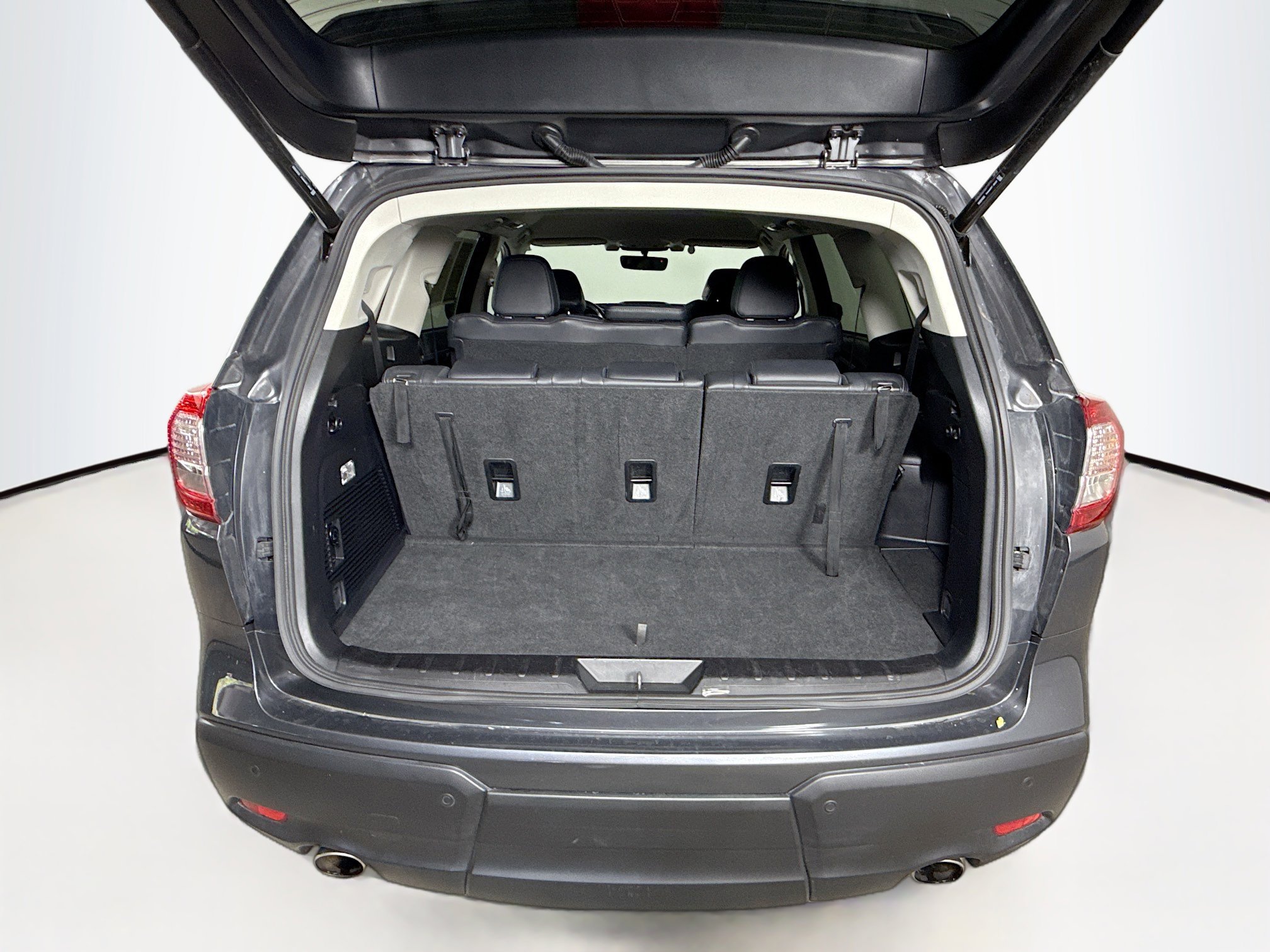Used 2022 Subaru Ascent Limited image 33