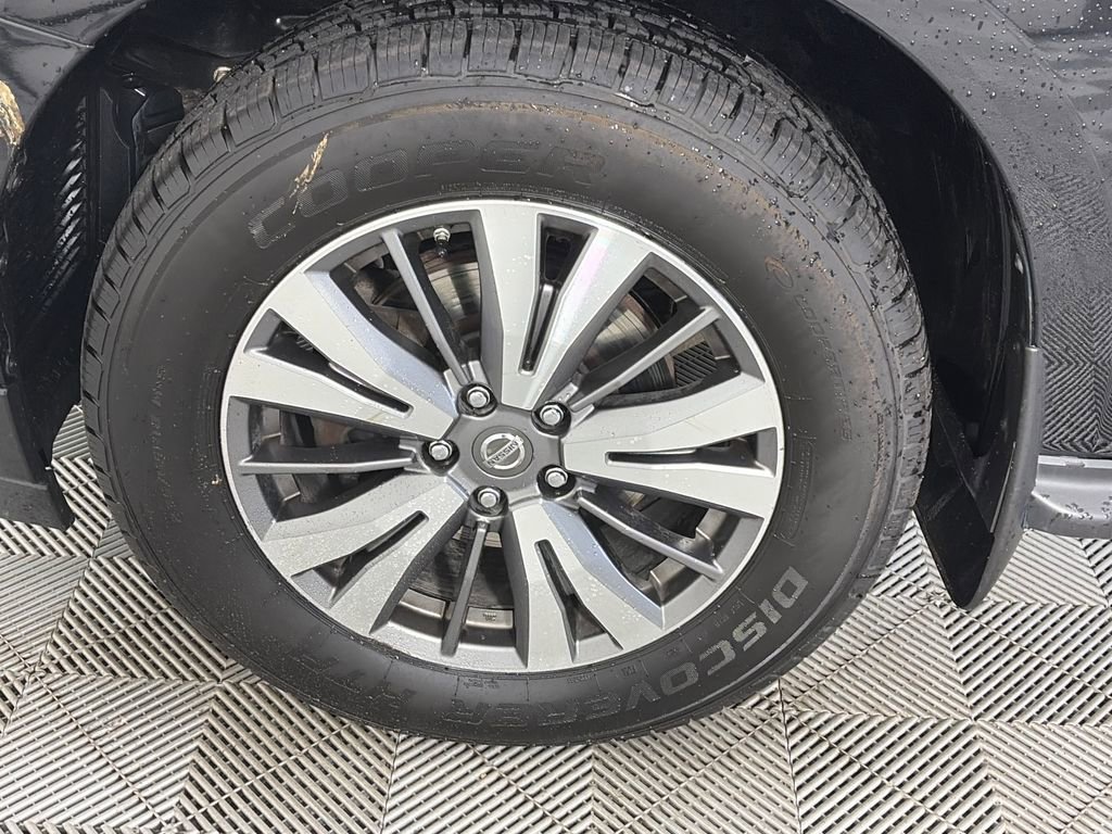 Used 2017 Nissan Pathfinder SL w/ SL Premium Package AWD/4WD image 8
