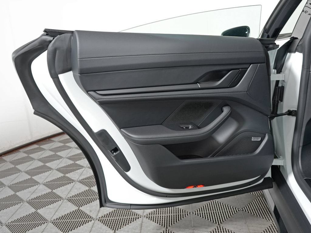 New 2026 Porsche Taycan AWD/4WD image 34