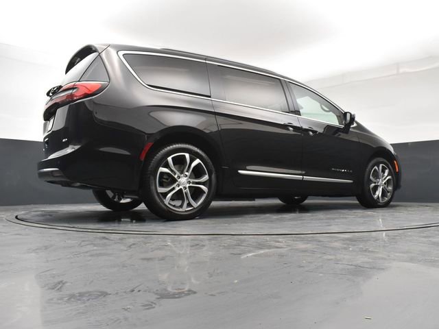 New 2026 Chrysler Pacifica Pinnacle AWD/4WD image 24