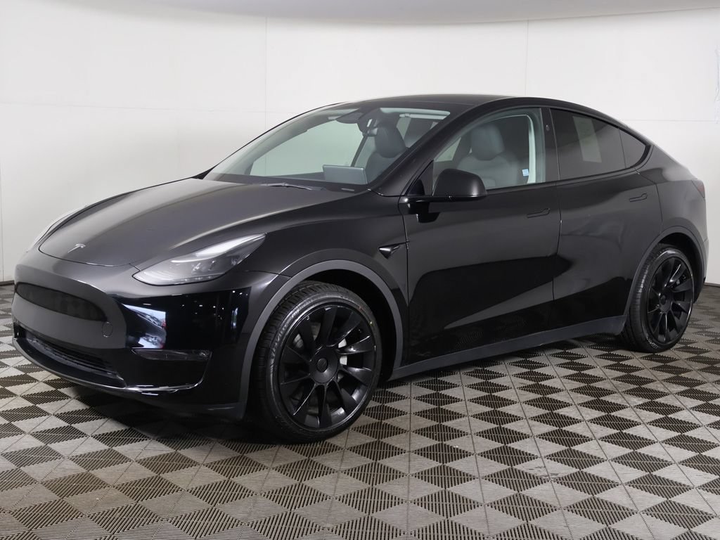 Used 2023 Tesla Model Y Long Range AWD/4WD image 10