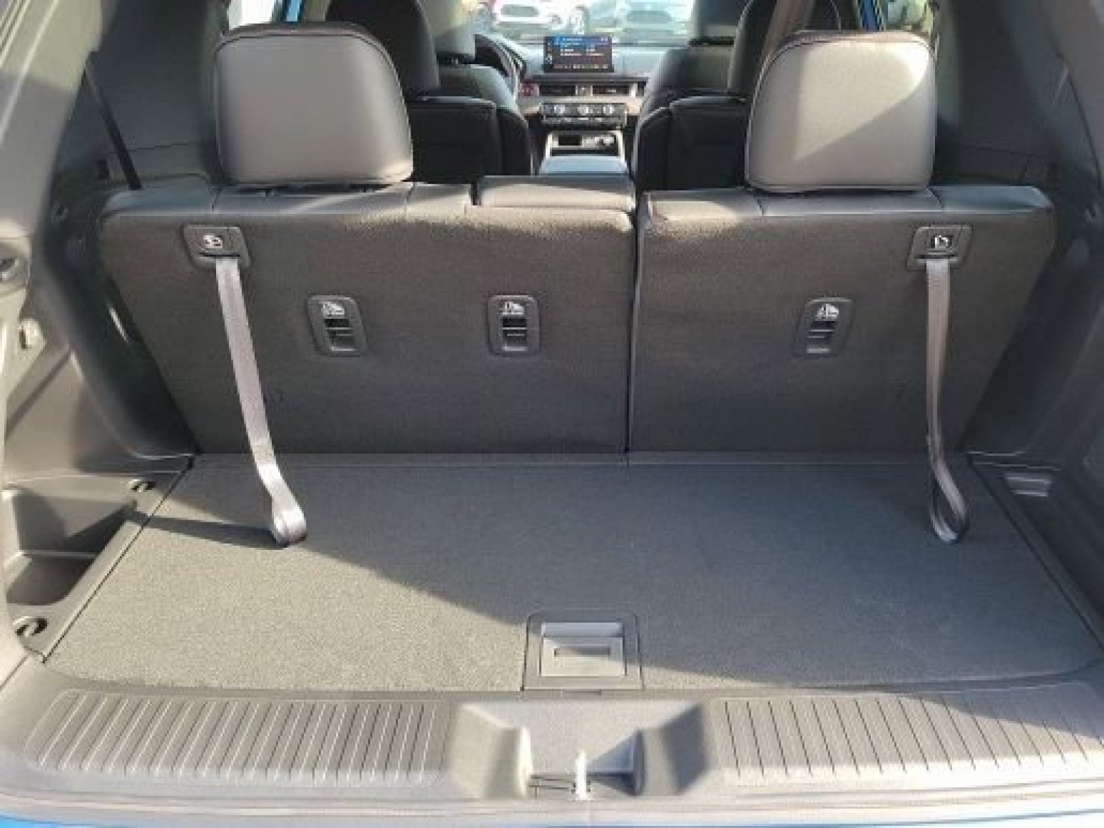 Used 2025 Honda Pilot TrailSport image 25