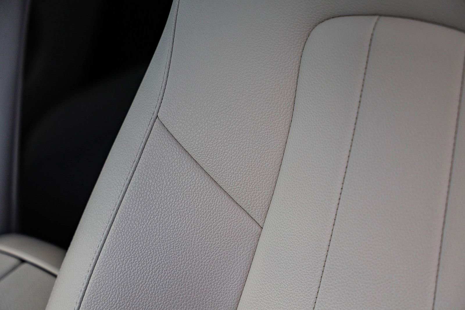 Certified 2025 Mercedes-Benz GLA 250 image 24