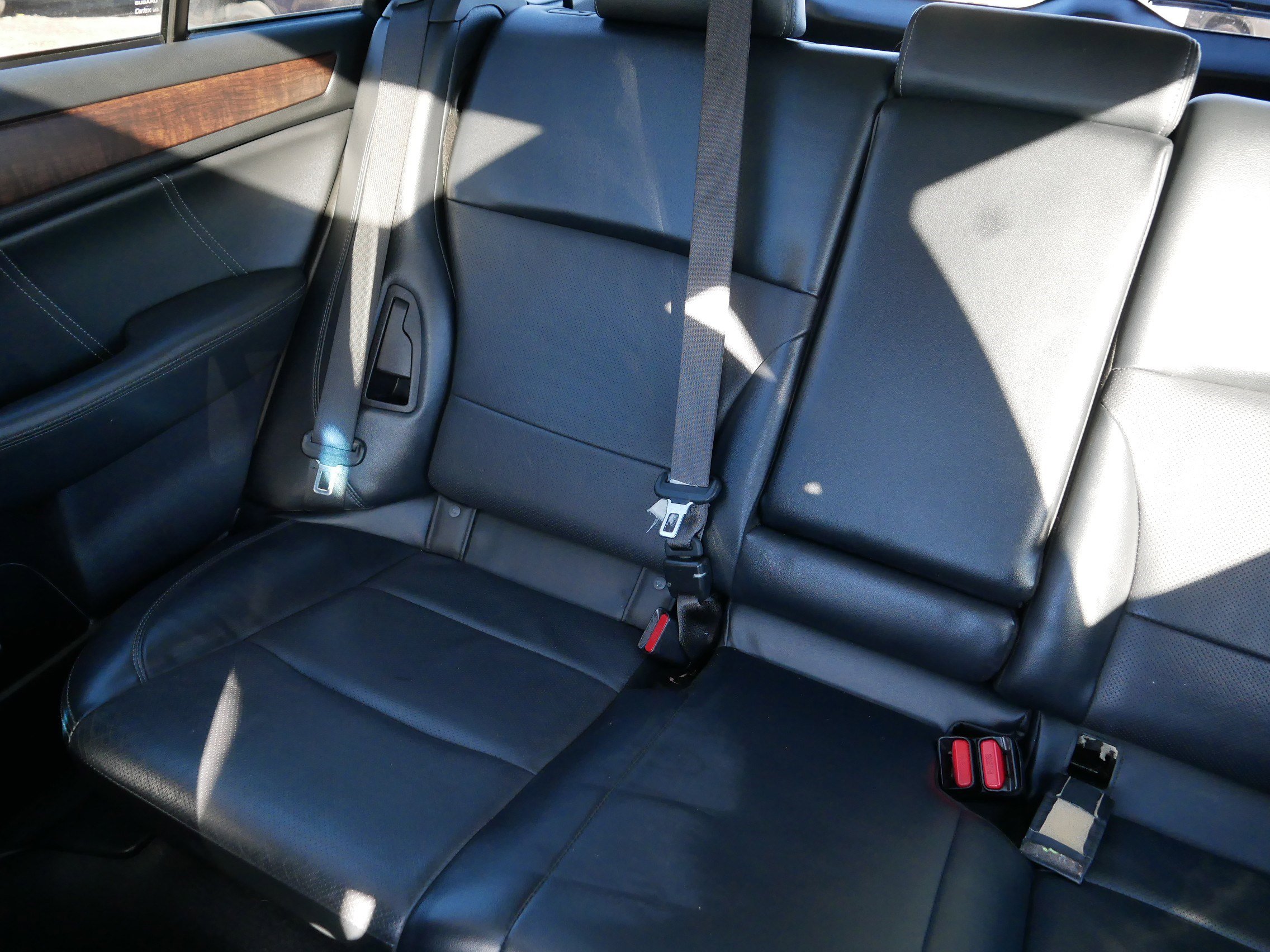 Used 2018 Subaru Outback 2.5i Limited w/ Popular Package #2 image 12