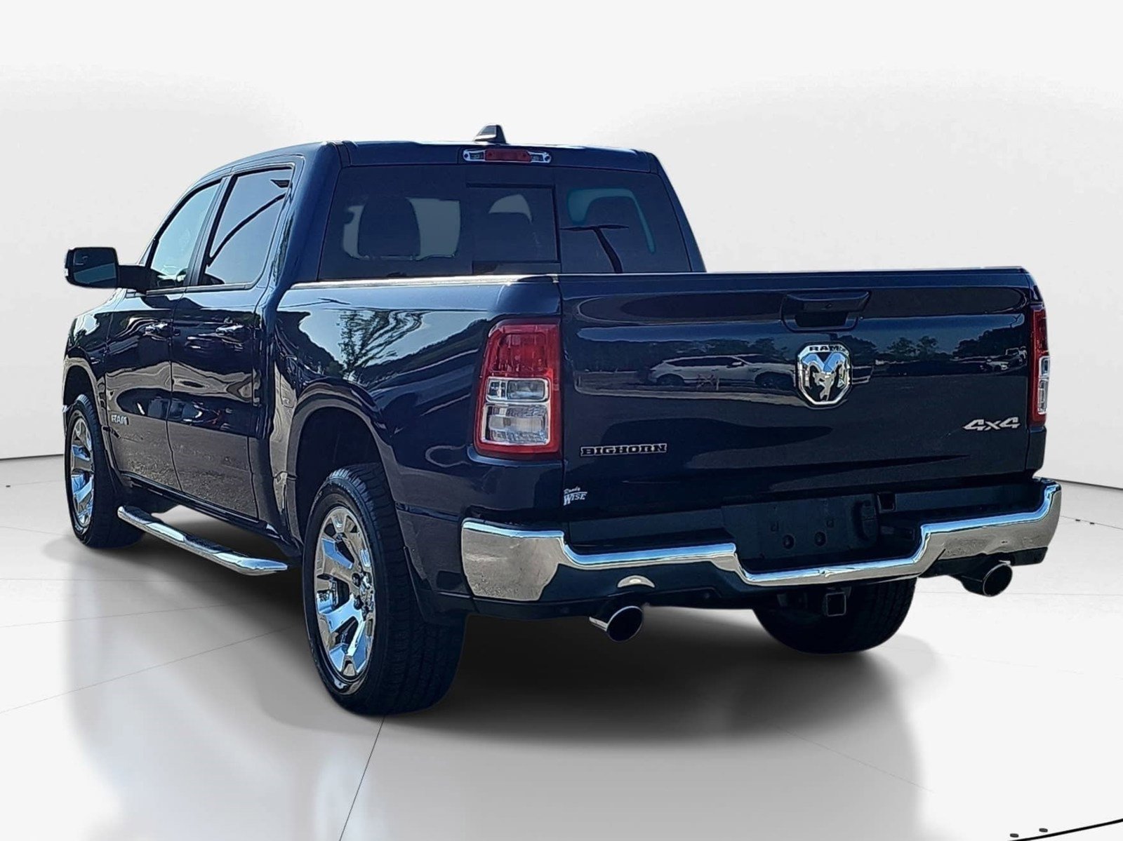 Used 2022 RAM 1500 Big Horn AWD/4WD image 5
