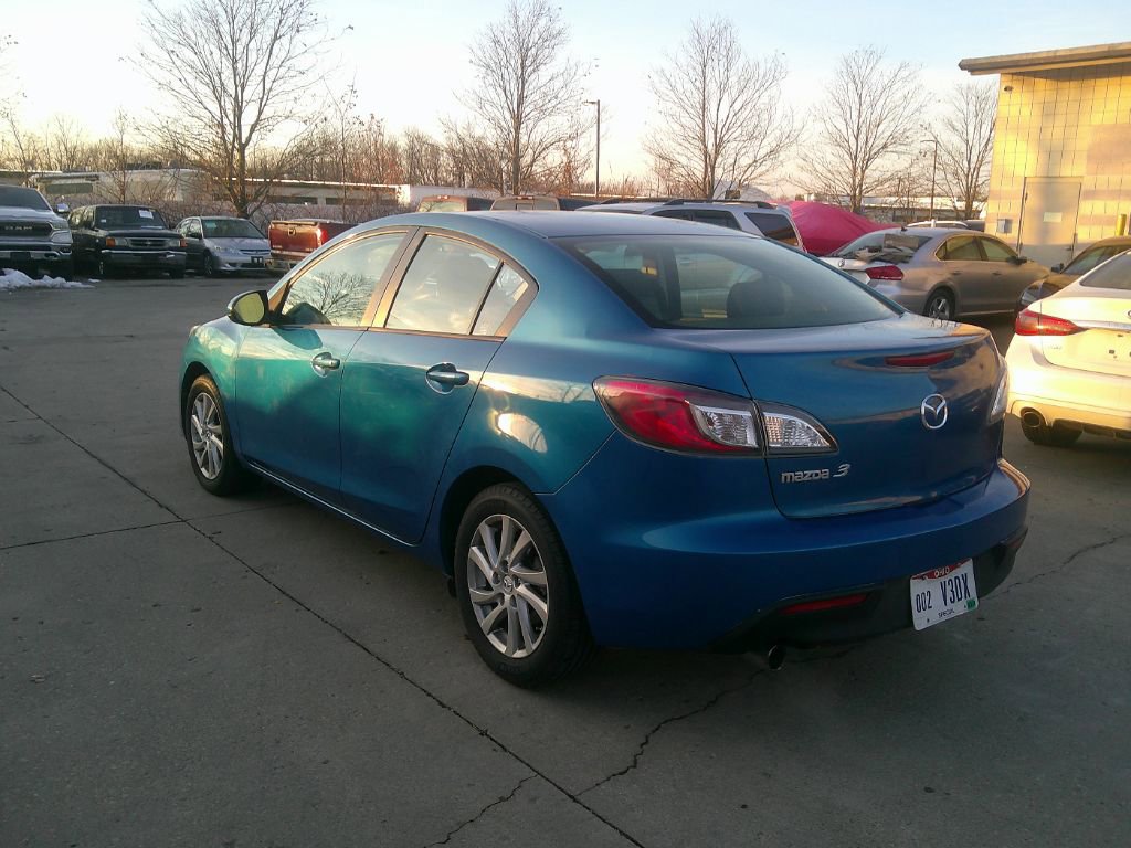 Used 2012 MAZDA MAZDA3 i Touring image 8