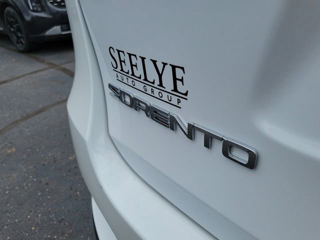 Certified 2020 Kia Sorento LX image 26