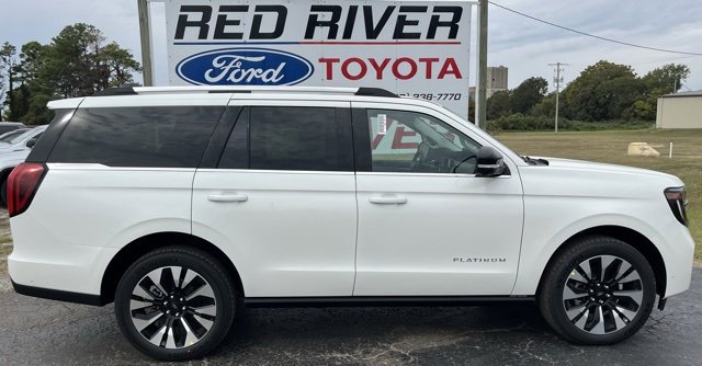 New 2025 Ford Expedition Platinum image 1