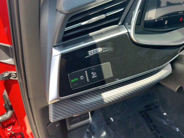 New 2026 Audi SQ7 Prestige AWD/4WD image 23