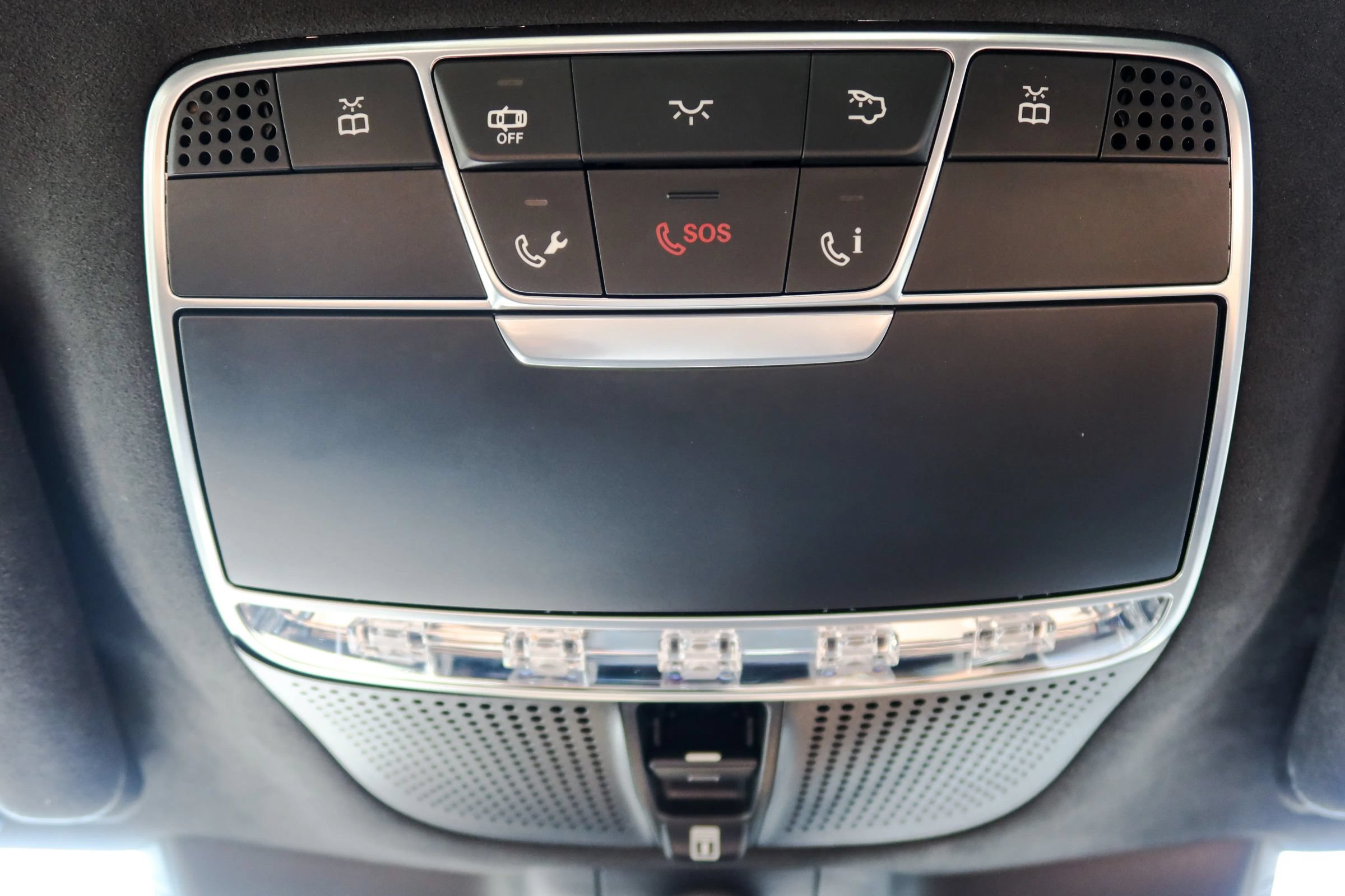 Used 2018 Mercedes-Benz S 560 4MATIC Sedan image 23