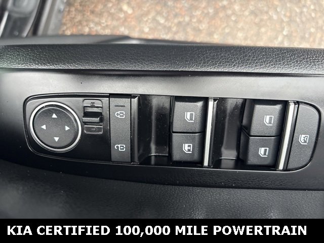 Certified 2024 Kia Soul EX image 28