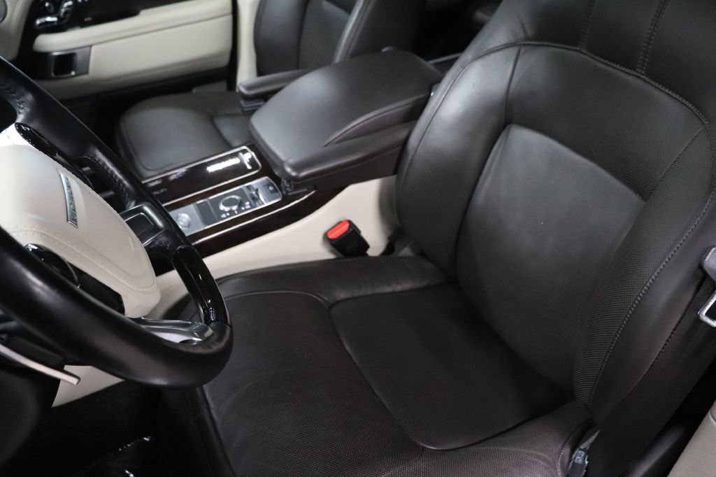Used 2019 Land Rover Range Rover Long Wheelbase Autobiography image 12