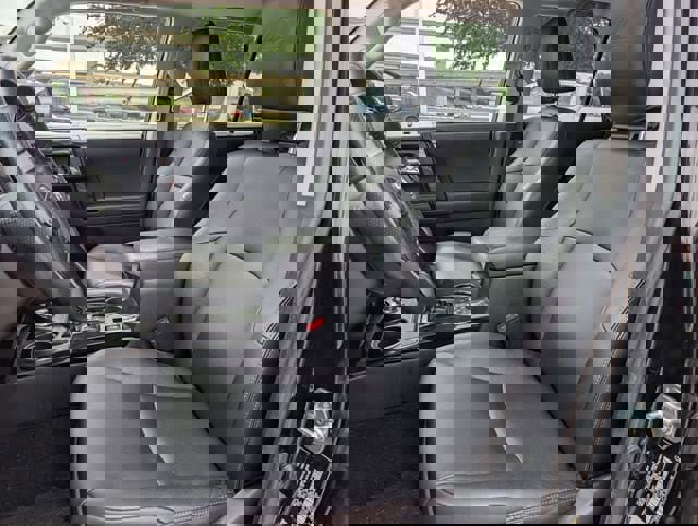 Used 2023 Toyota 4Runner 40th Anniversary SE image 27