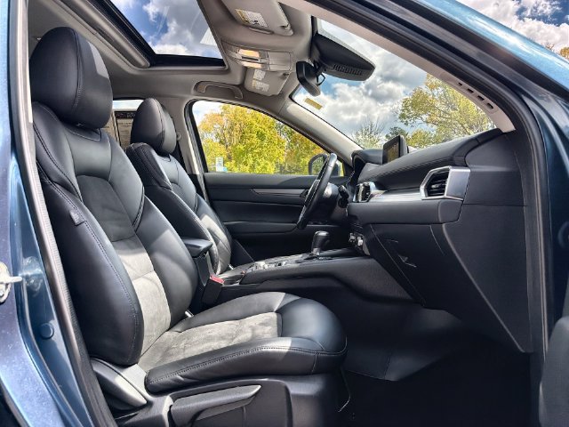 Used 2018 MAZDA CX-5 Touring w/ Preferred Equipment Package FWD image 25