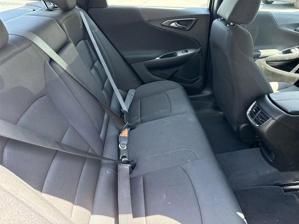 Used 2025 Chevrolet Malibu LT FWD image 24