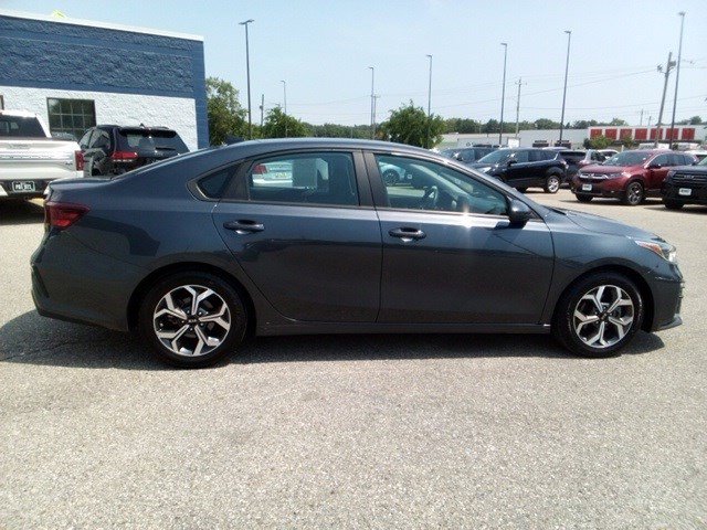 Used 2020 Kia Forte LXS image 6