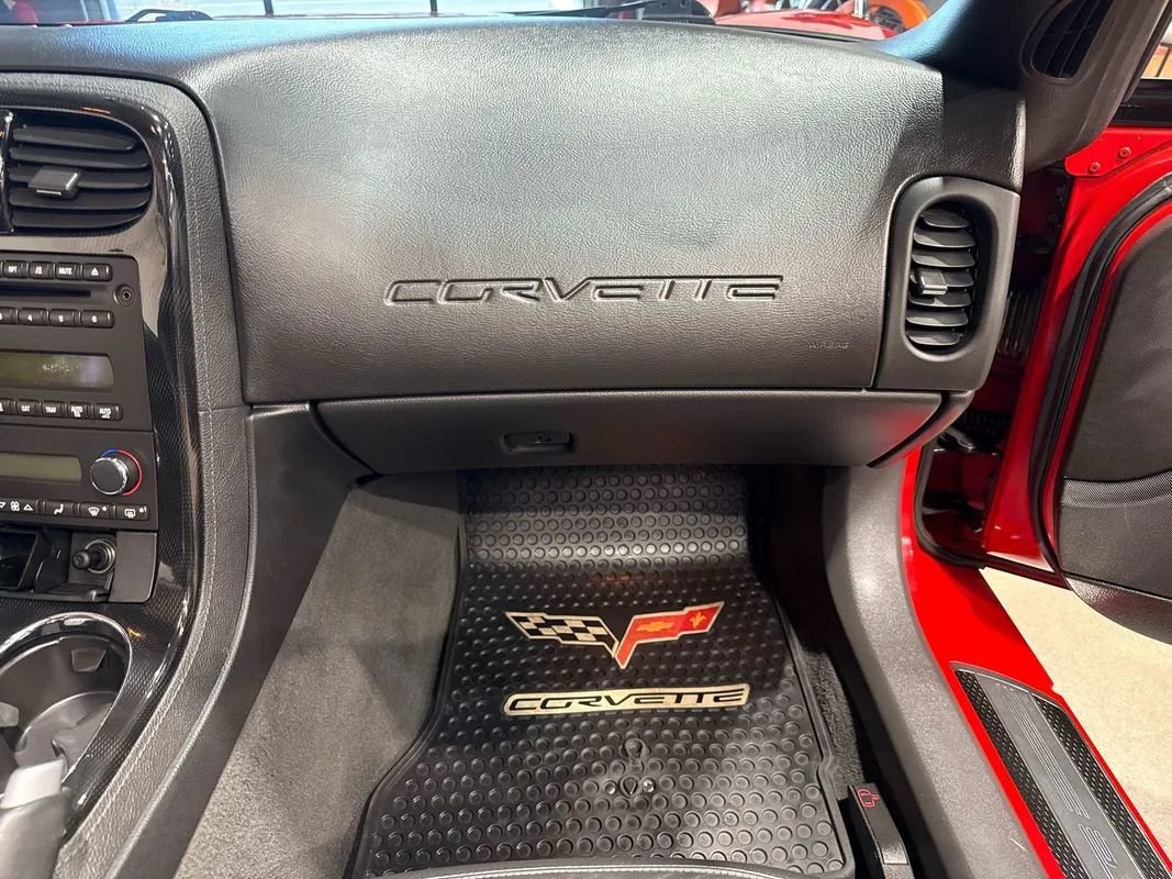 Used 2008 Chevrolet Corvette Coupe w/ Preferred Equipment Group RWD image 81