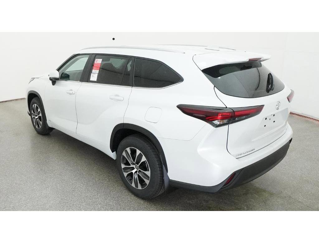 New 2026 Toyota Highlander XLE image 5