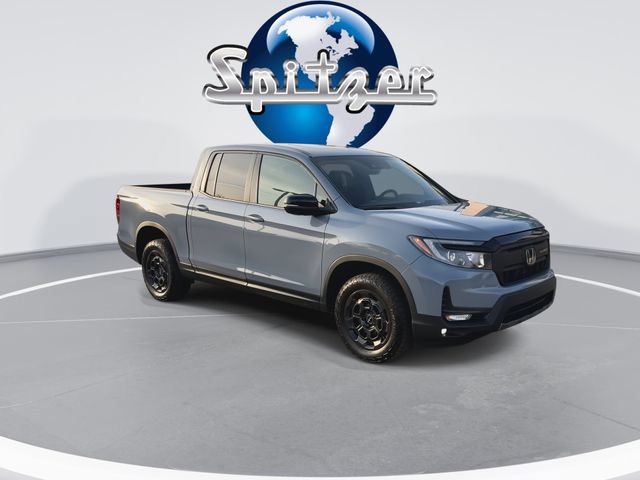 Used 2025 Honda Ridgeline TrailSport+ image 2