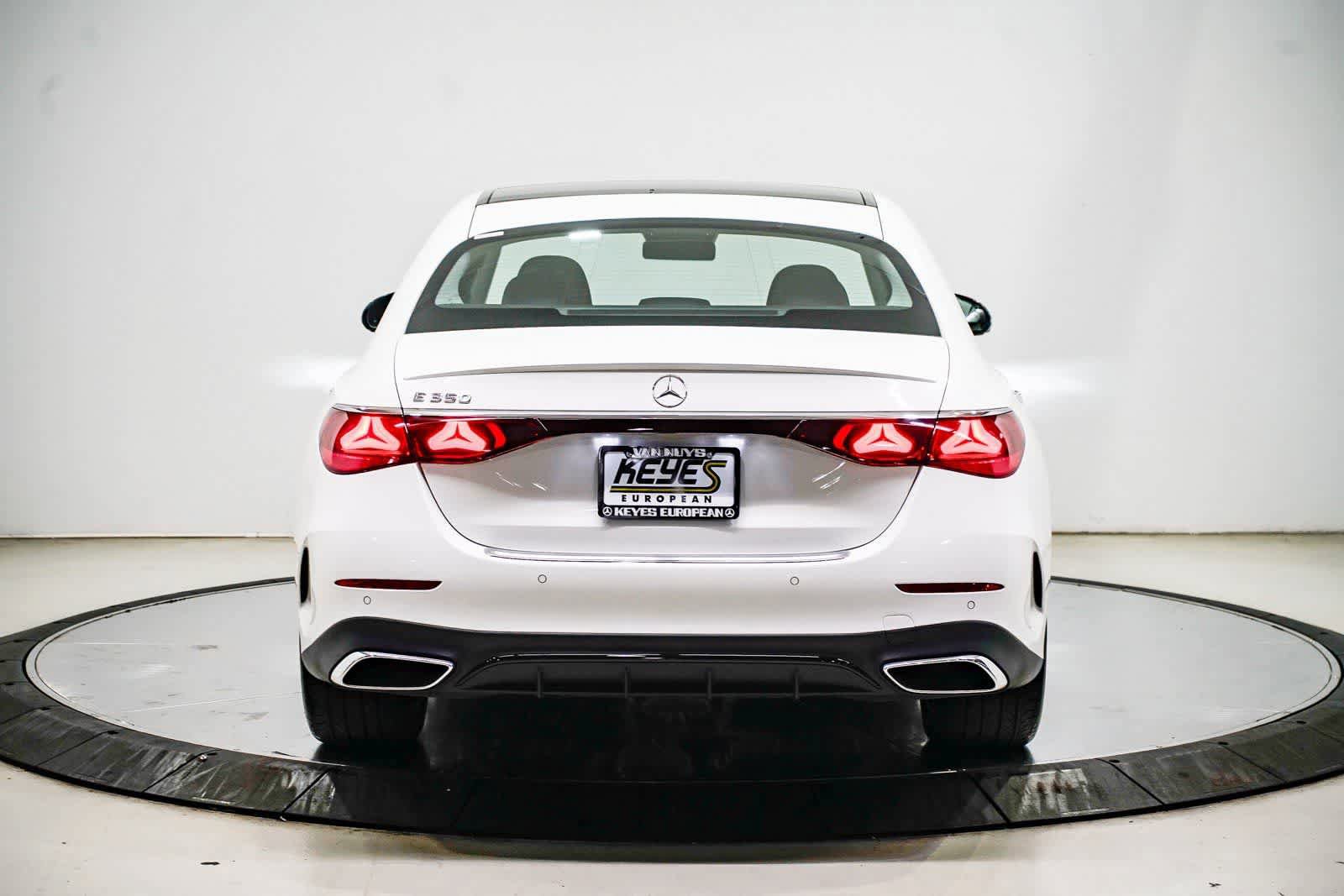 Used 2026 Mercedes-Benz E 350 Sedan image 3