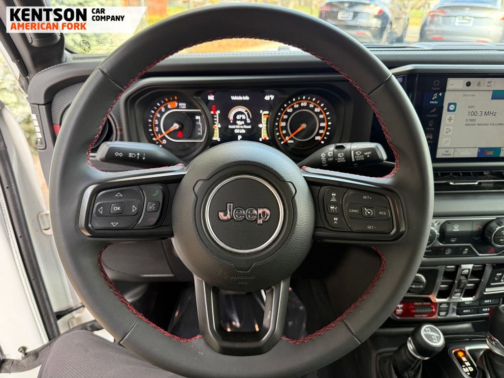 Used 2025 Jeep Wrangler Unlimited Rubicon image 16