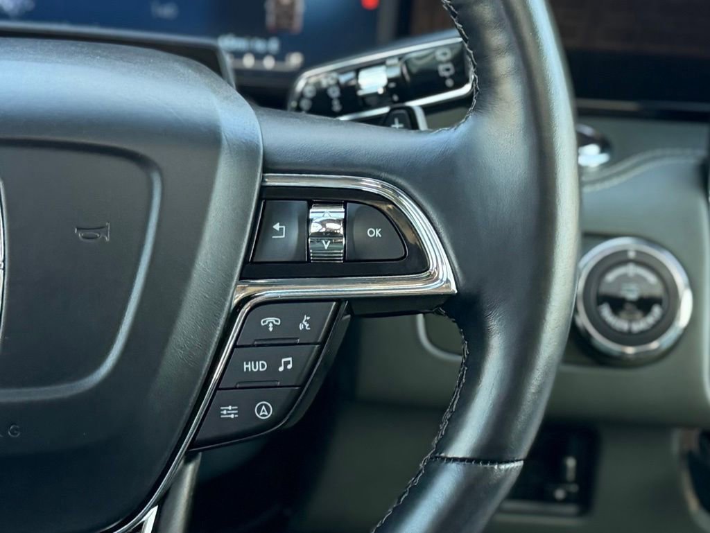 Used 2024 Lincoln Navigator Black Label image 21