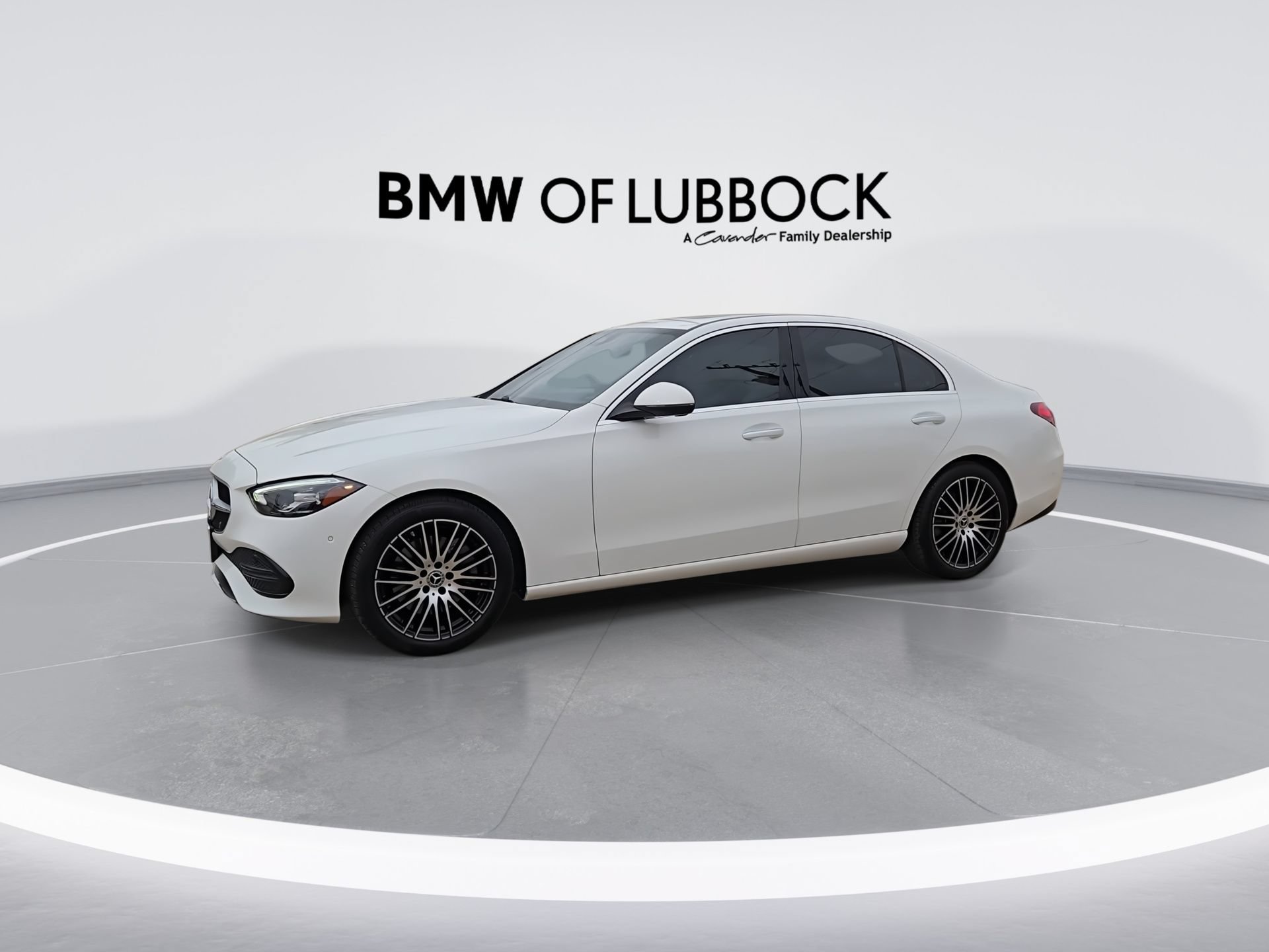 Used 2025 Mercedes-Benz C 300 4MATIC Sedan image 5